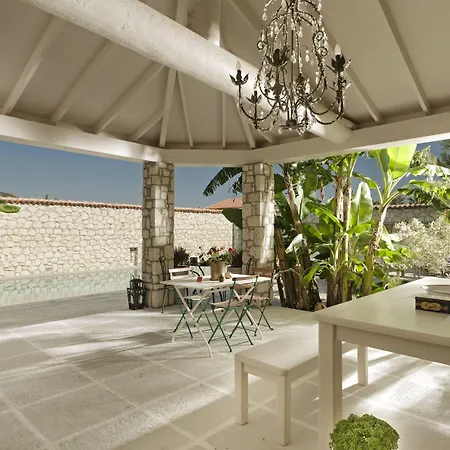 Morro Guest house 4*